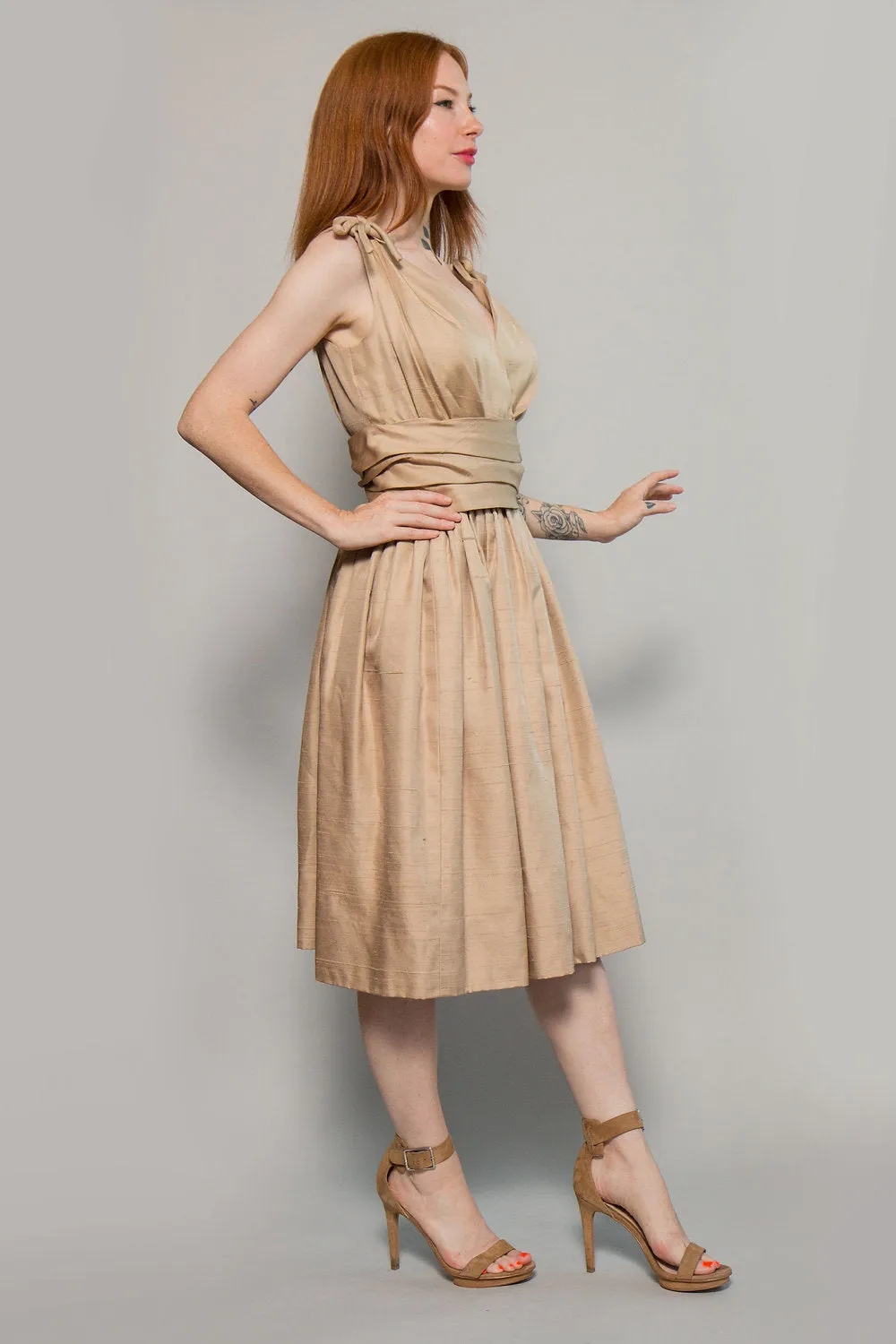 1950's Khaki Bow Tie Sleeves Dress