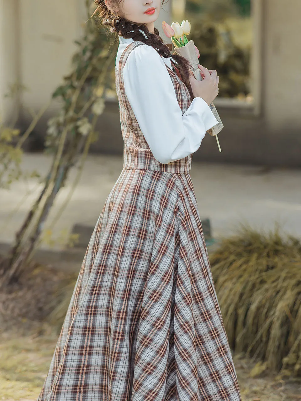 3PS White Long Sleeve Shirt With Brown Plaid Print Vest And Skirt Suits