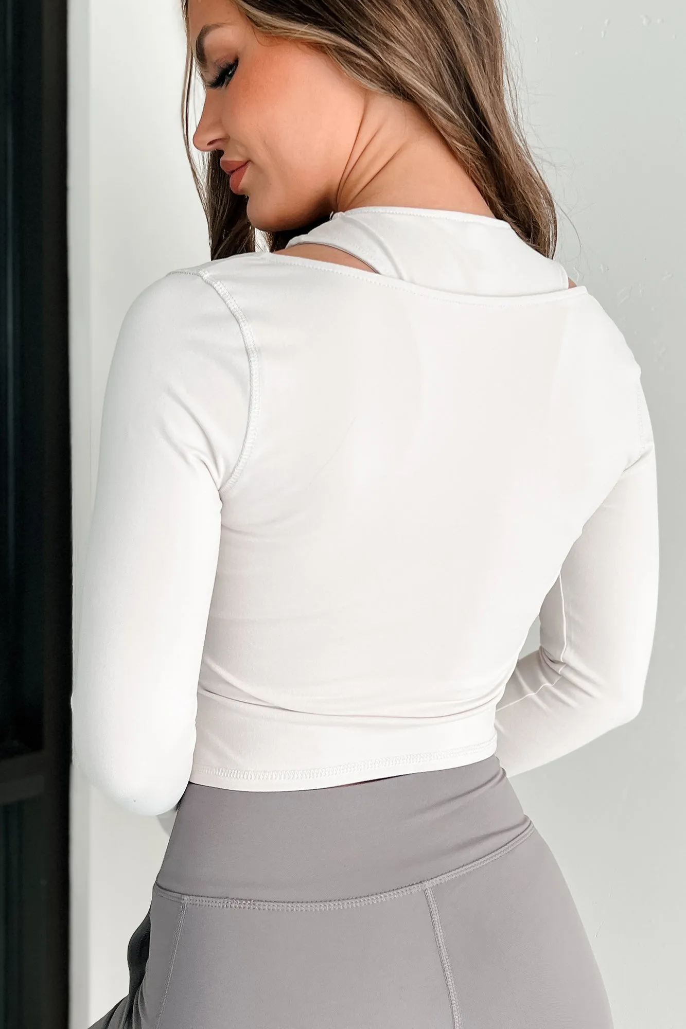 Agile Movements Double-Layered Long Sleeve Active Top (Light Stone)