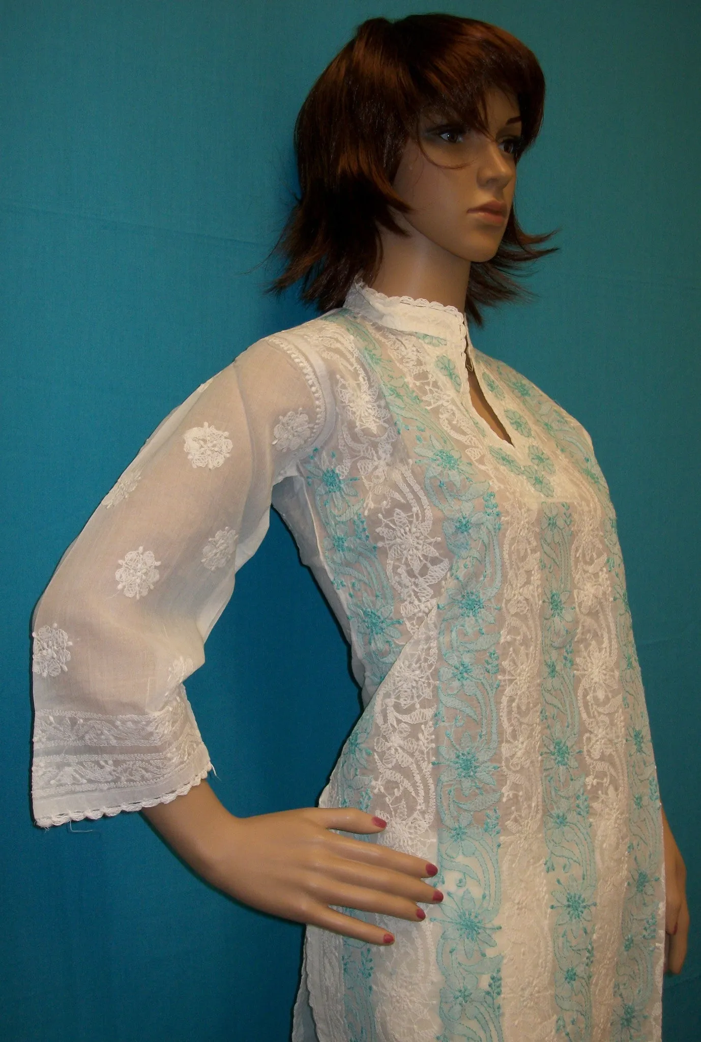 Blouse 478 White Cotton Embroidered Tunic Top Kurti Medium M Size