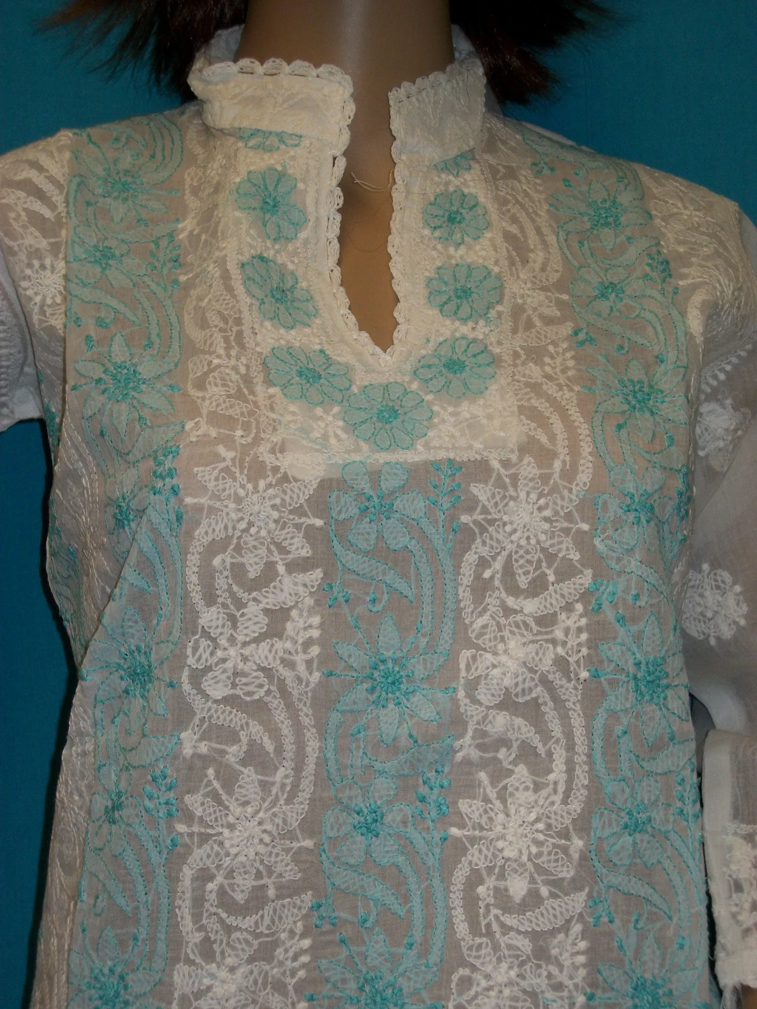 Blouse 478 White Cotton Embroidered Tunic Top Kurti Medium M Size