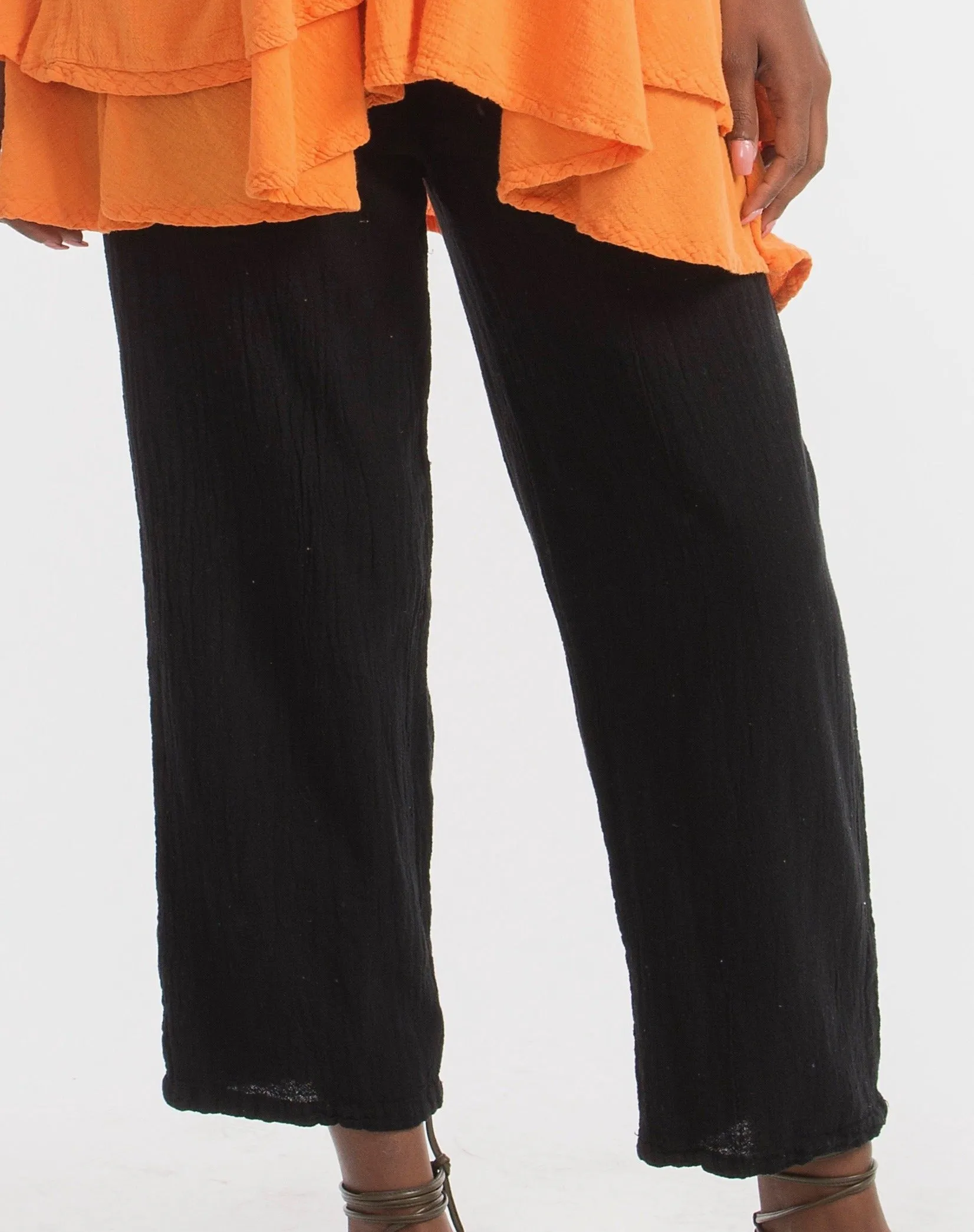 Brenda- Basic Ankle Length Tapered Pant With Pockets