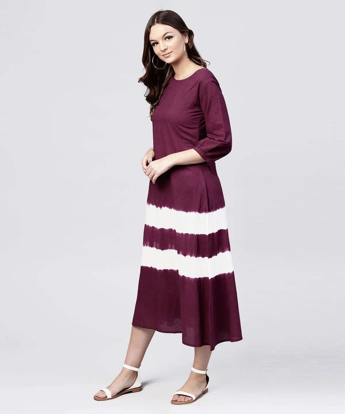 Burgundy Tie And Dye Maxi Dress With Round Neck And 3/4 Sleeves