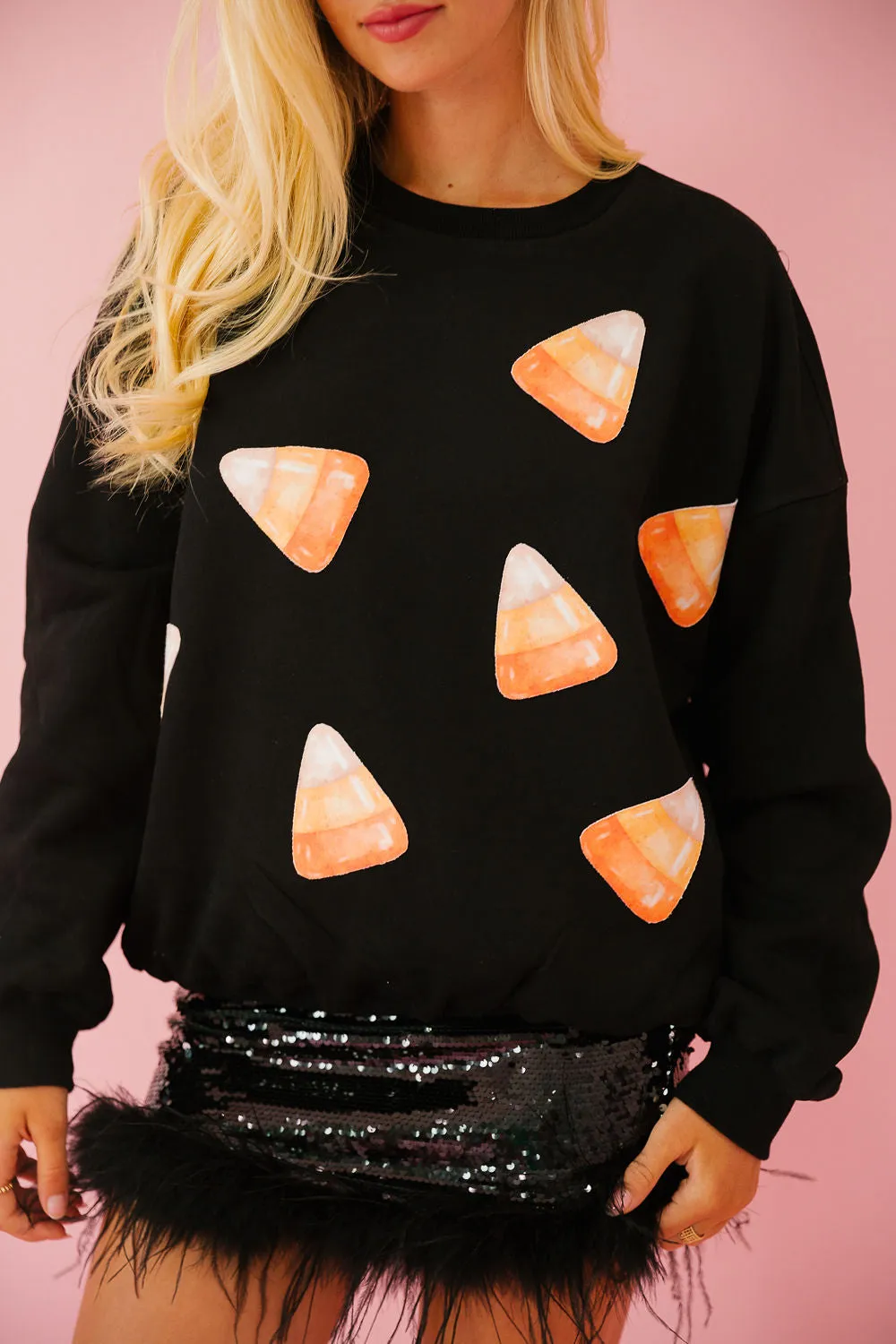 CANDY CORN PATCH BLACK PULLOVER