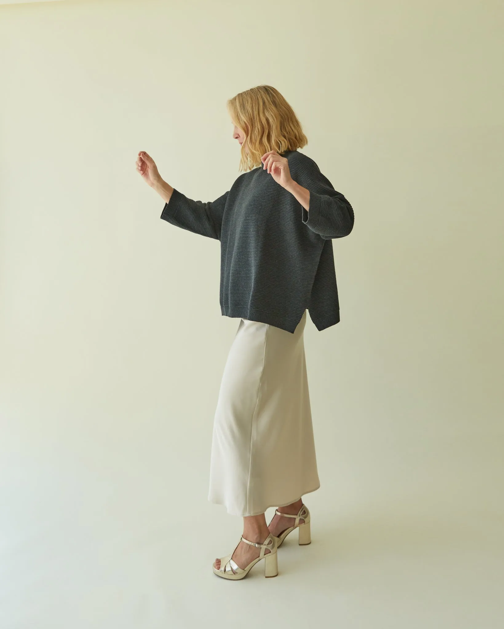 CHALK MAEVE SKIRT | CHAMPAGNE