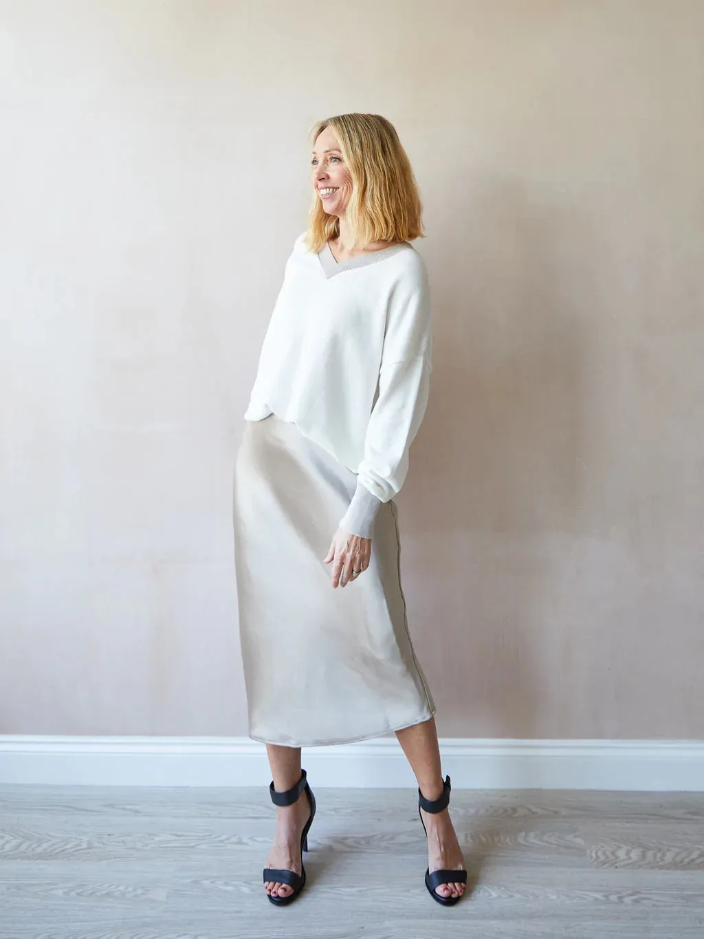 CHALK MAEVE SKIRT | CHAMPAGNE