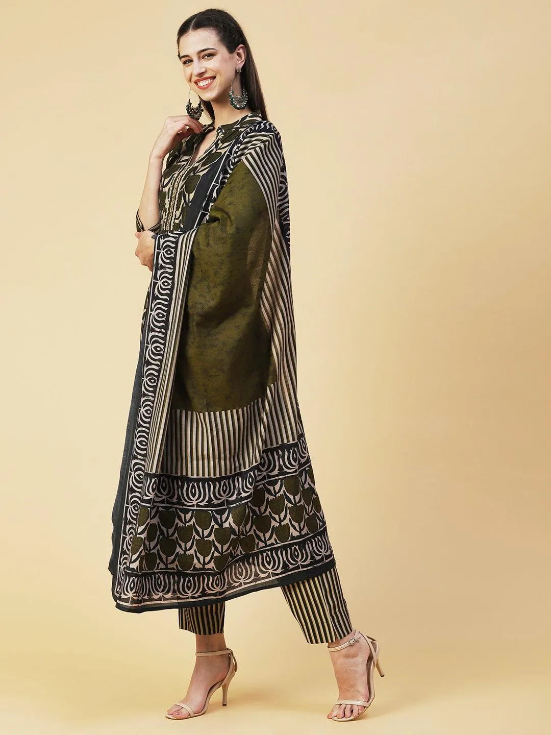 Floral Printed Beads Embroidered Kurta With Pants & Dupatta - Olive Green