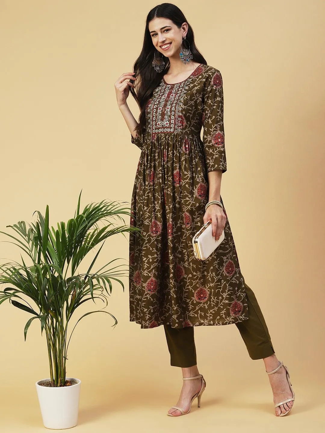 Floral Printed Zari & Mirror Embroidered Kurta With Pants - Olive