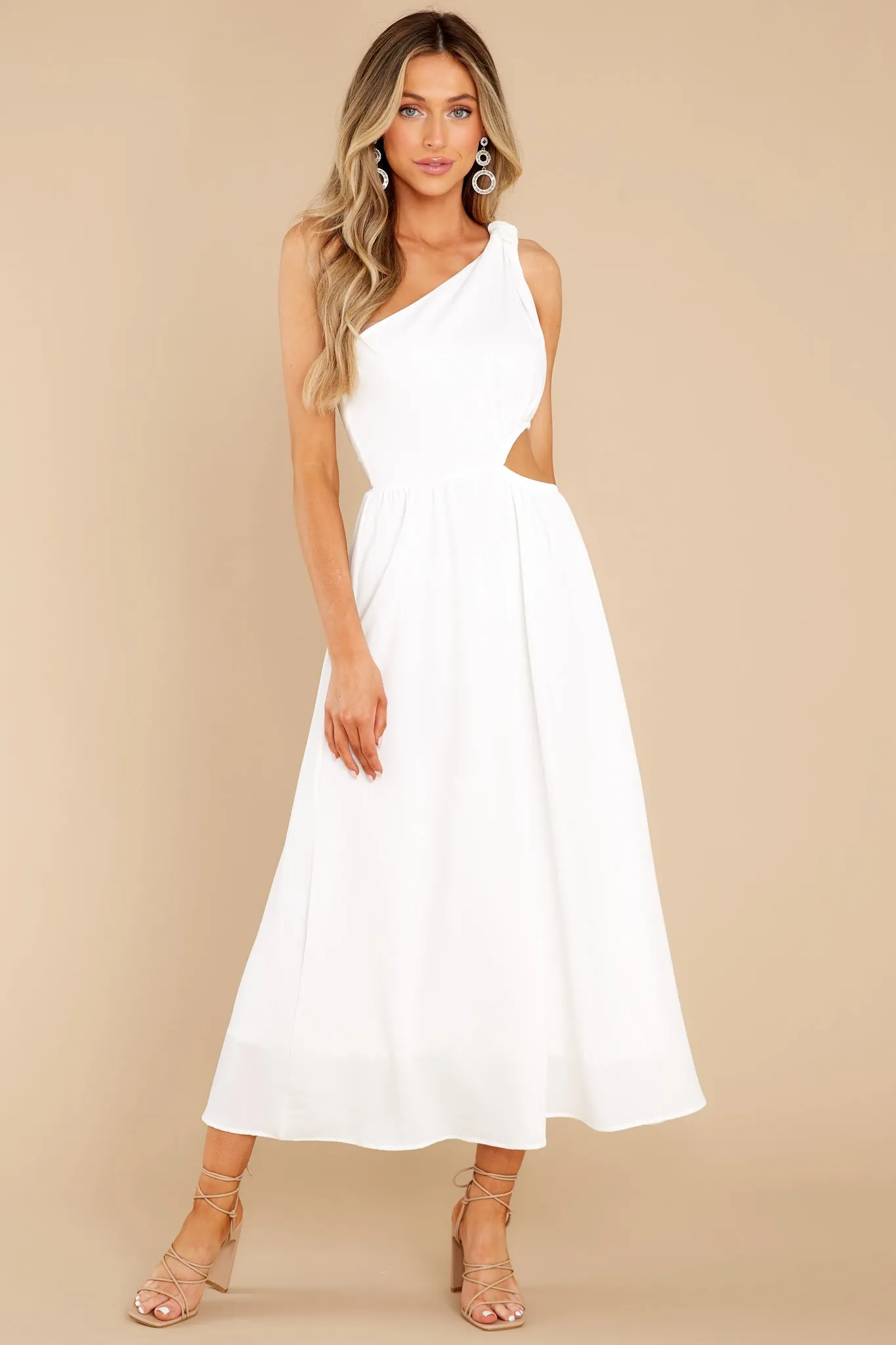 Lovely Dances White Maxi Dress