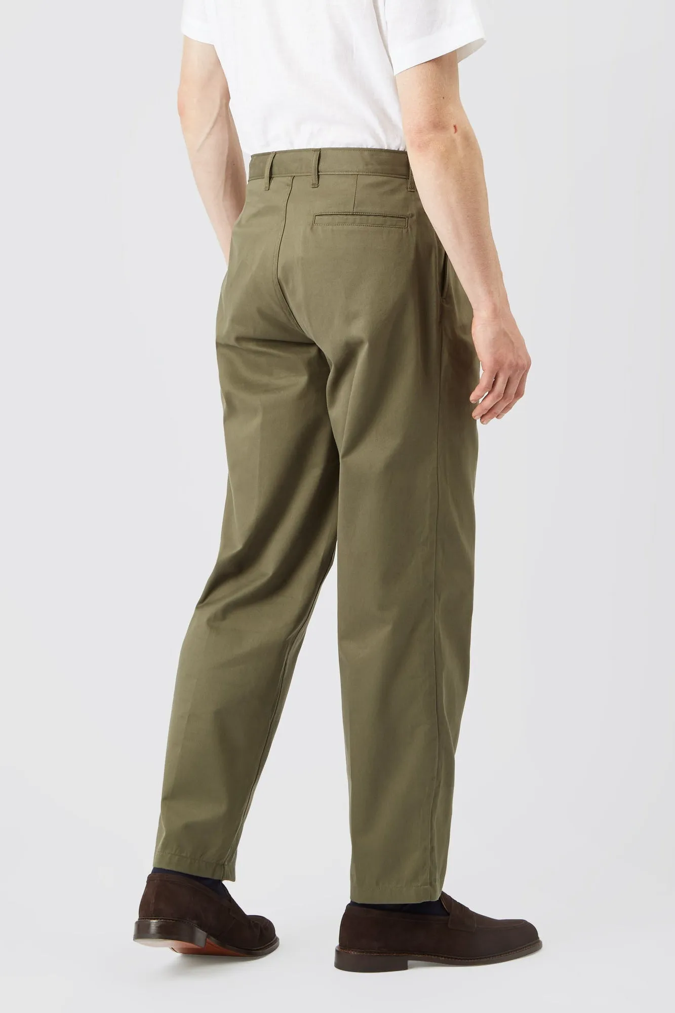 Men's Pleated Cotton Chino - Olive