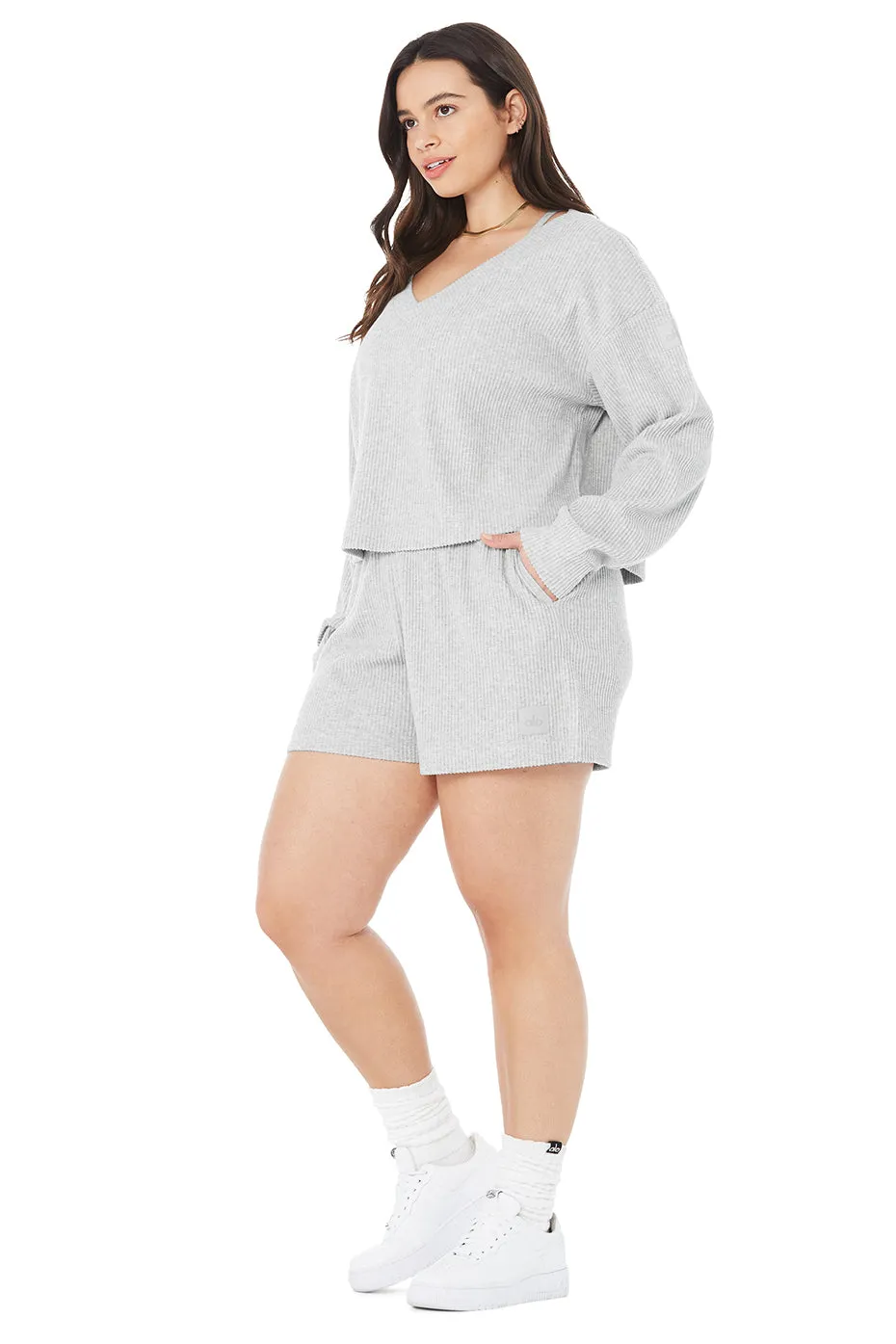 Muse V-Neck Pullover & Muse Short Set