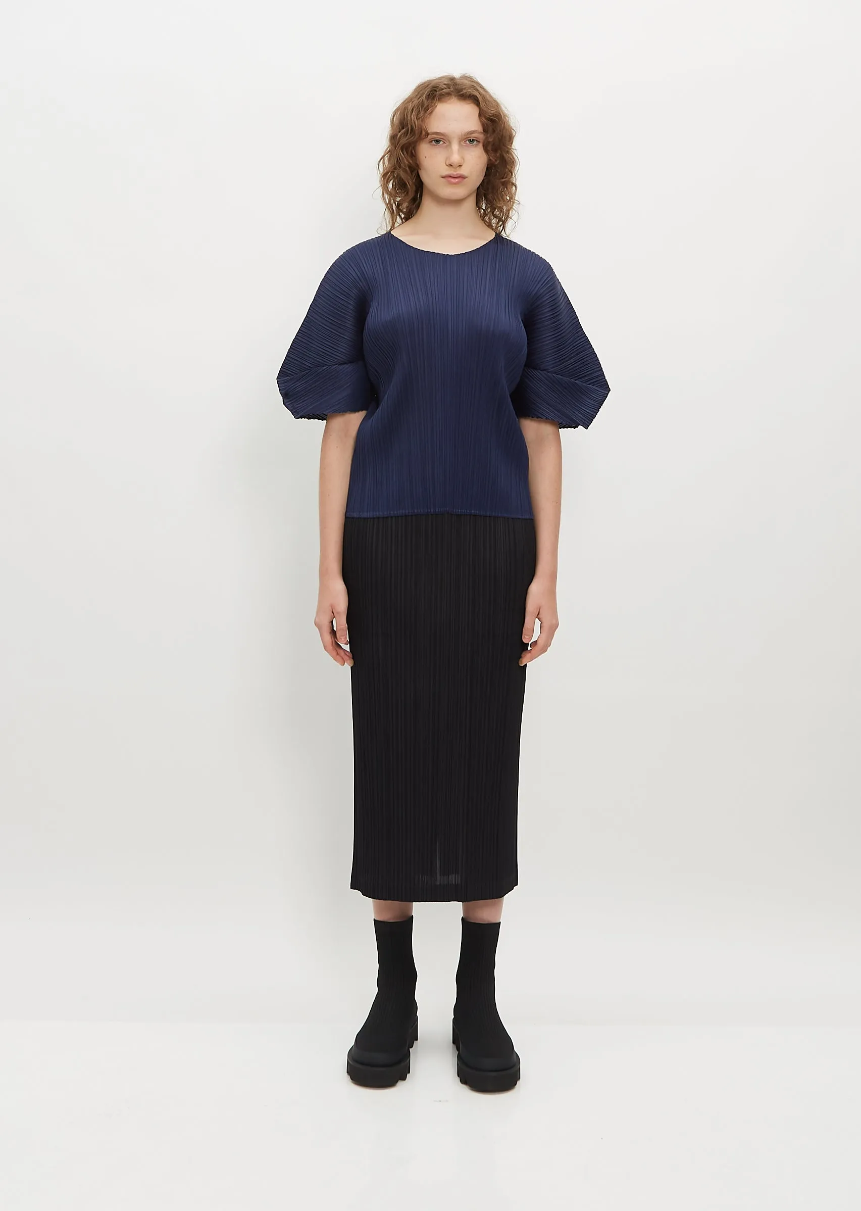 Pleated Straight Skirt