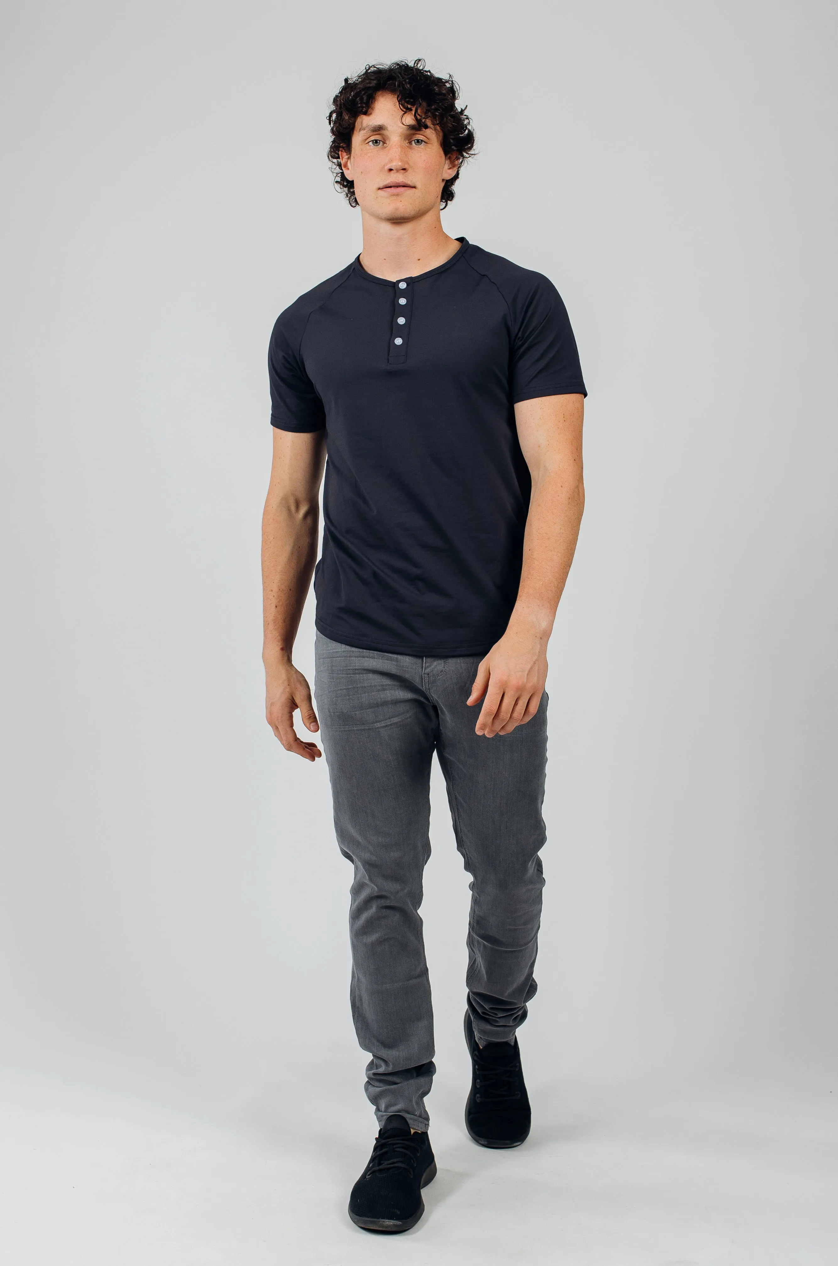 Scout Henley Short Sleeve