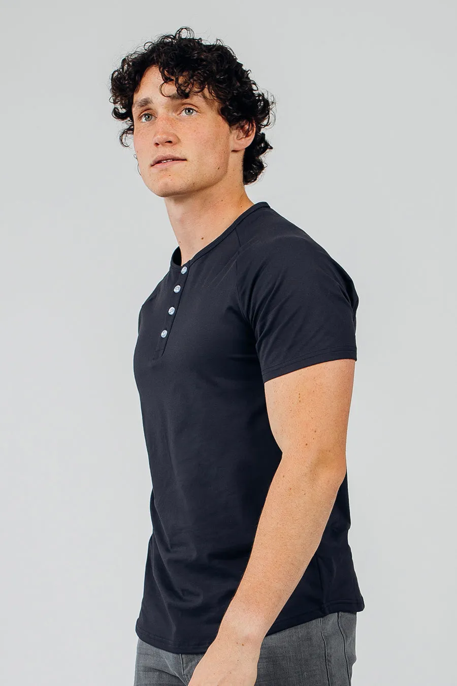 Scout Henley Short Sleeve