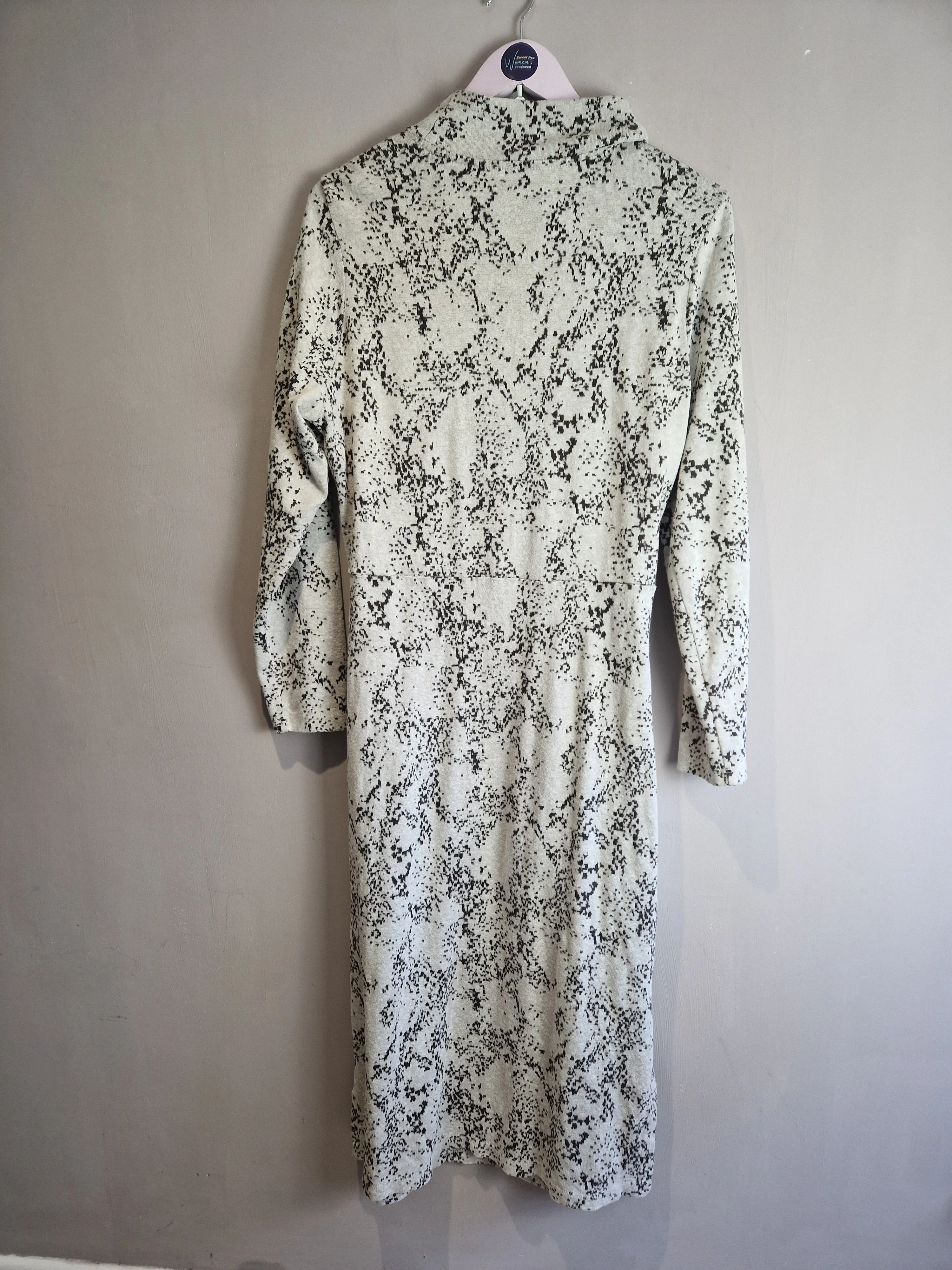 Seraphine MATERNITY & nursing jumper dress - size 18