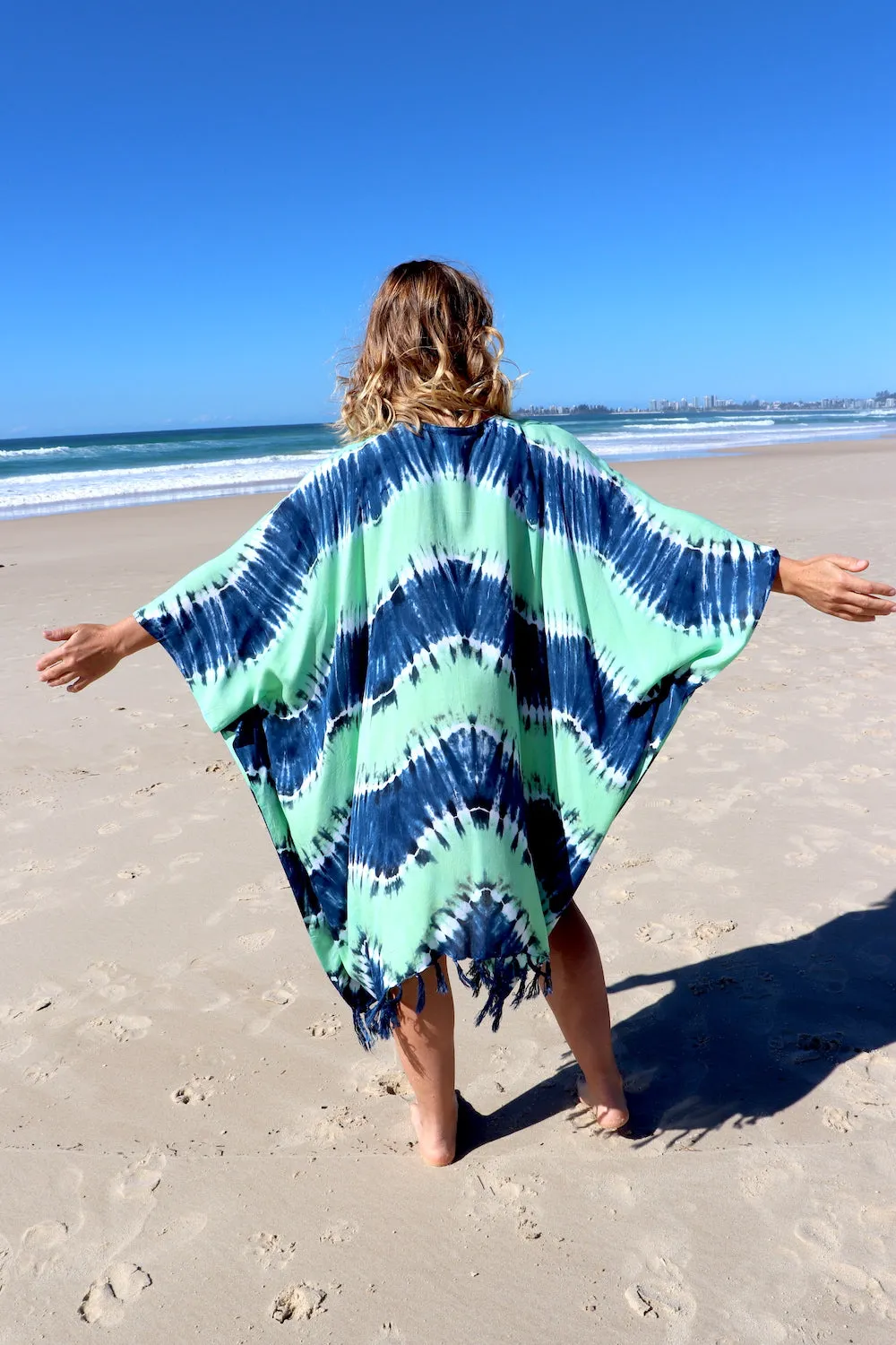 Short Kaftan With Tassels In Blue Zig Zag