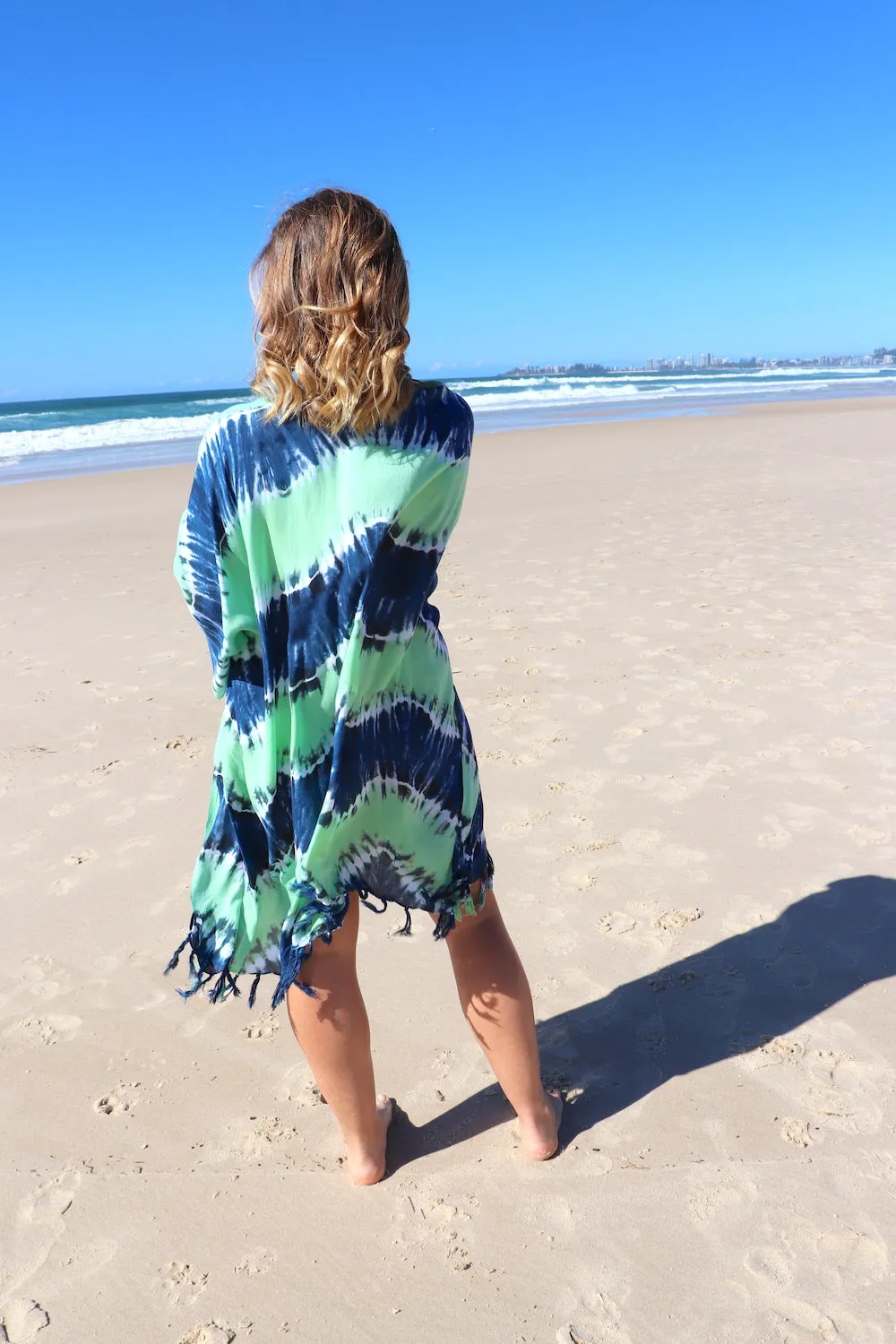 Short Kaftan With Tassels In Blue Zig Zag