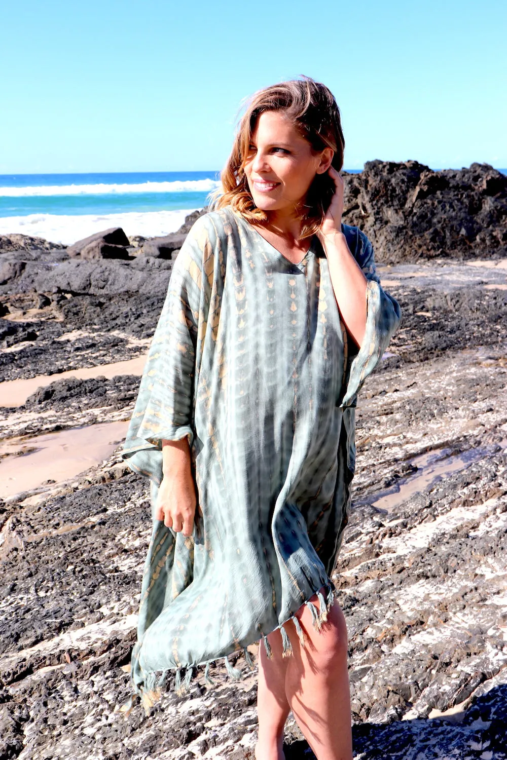 Short Kaftan With Tassels In Olive Raindrop