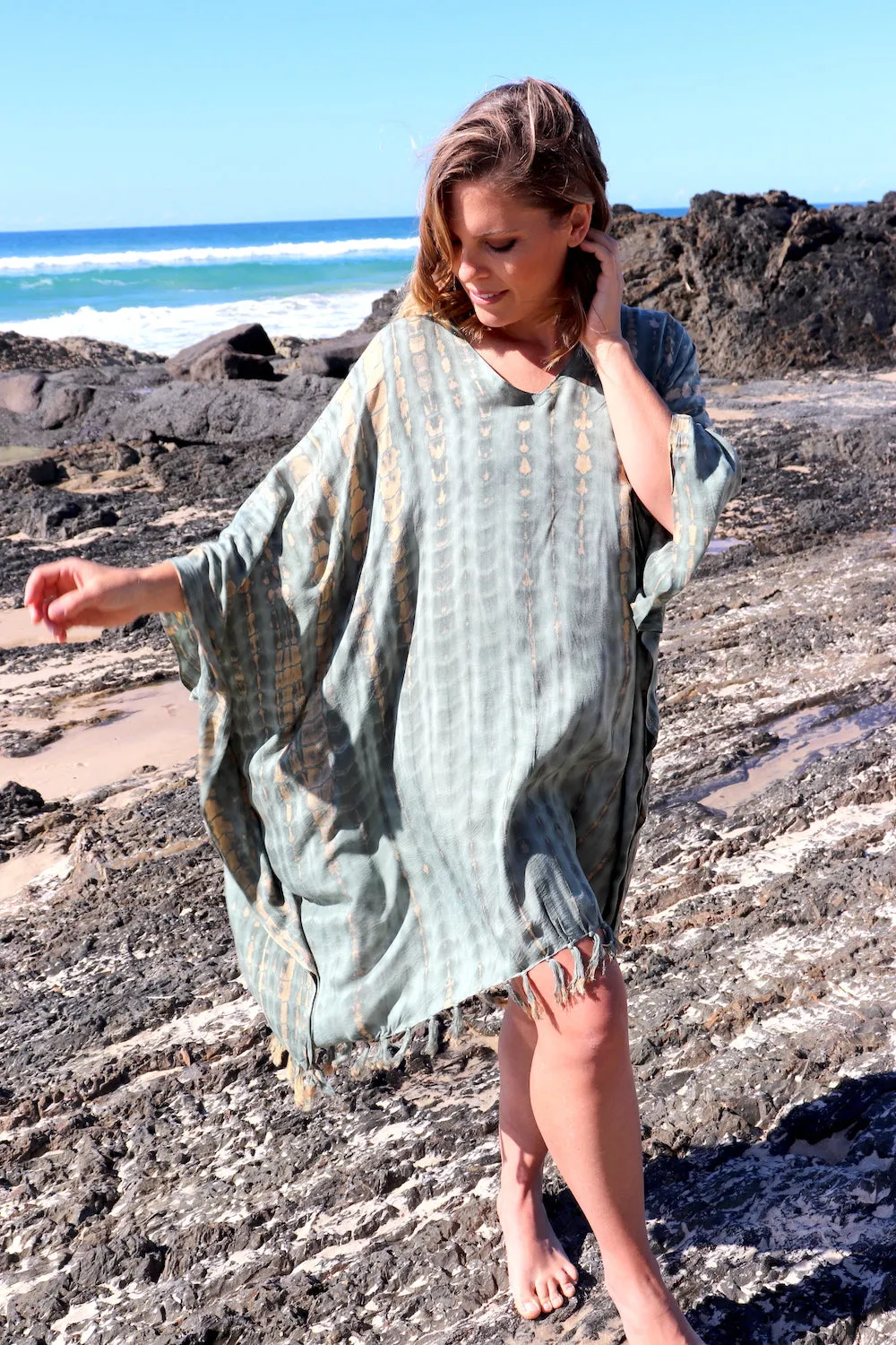 Short Kaftan With Tassels In Olive Raindrop