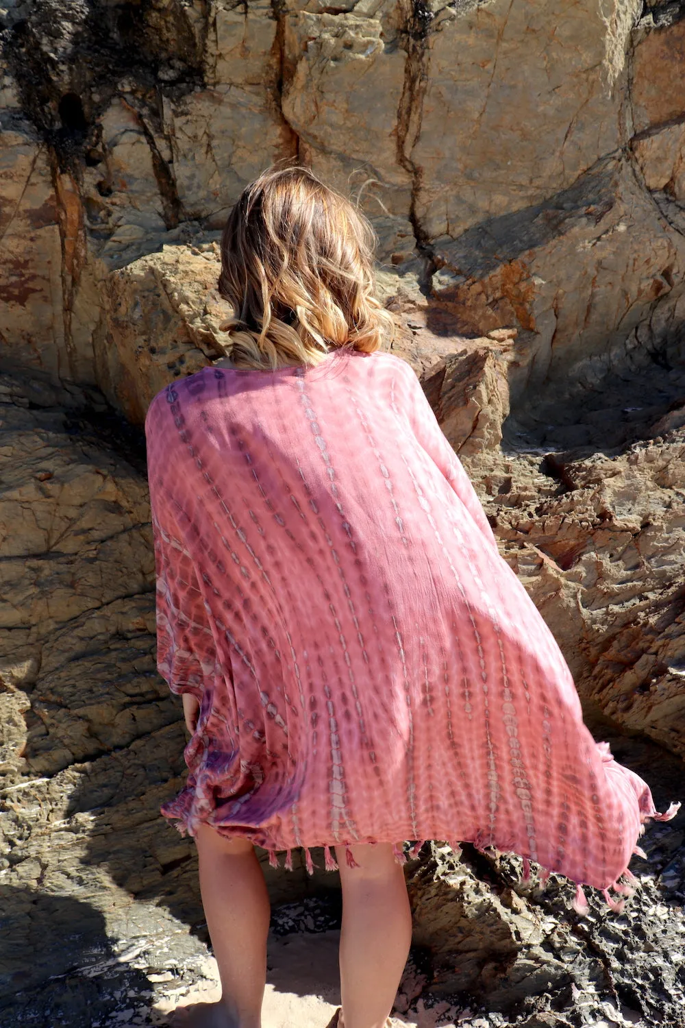 Short Kaftan With Tassels In Plum Raindrop