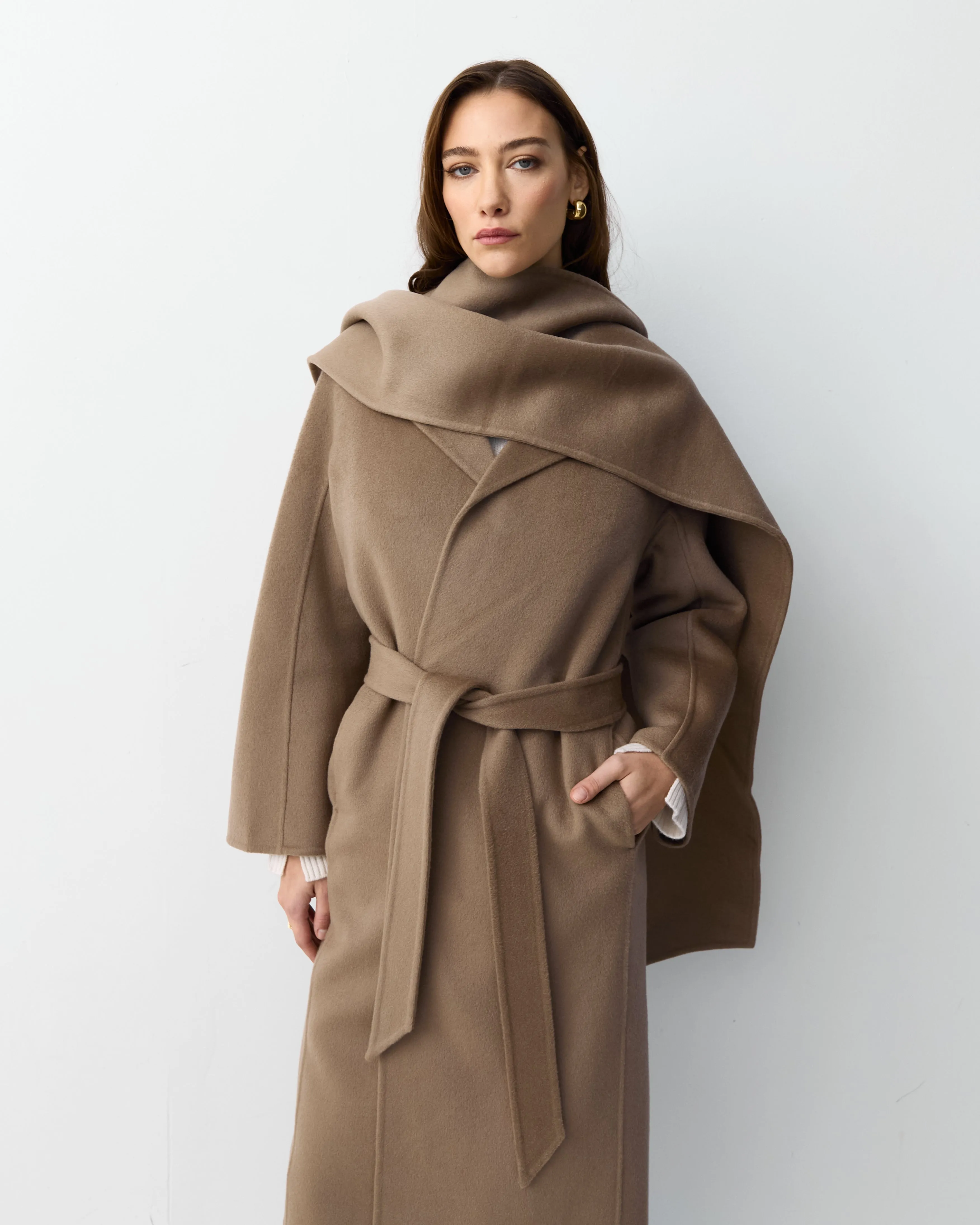 THE CURATED CLASSIC COAT - TAUPE