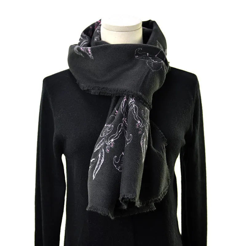 Winter shawl Women's black cashmere scarf Vintage printing tassel flower shawl woven