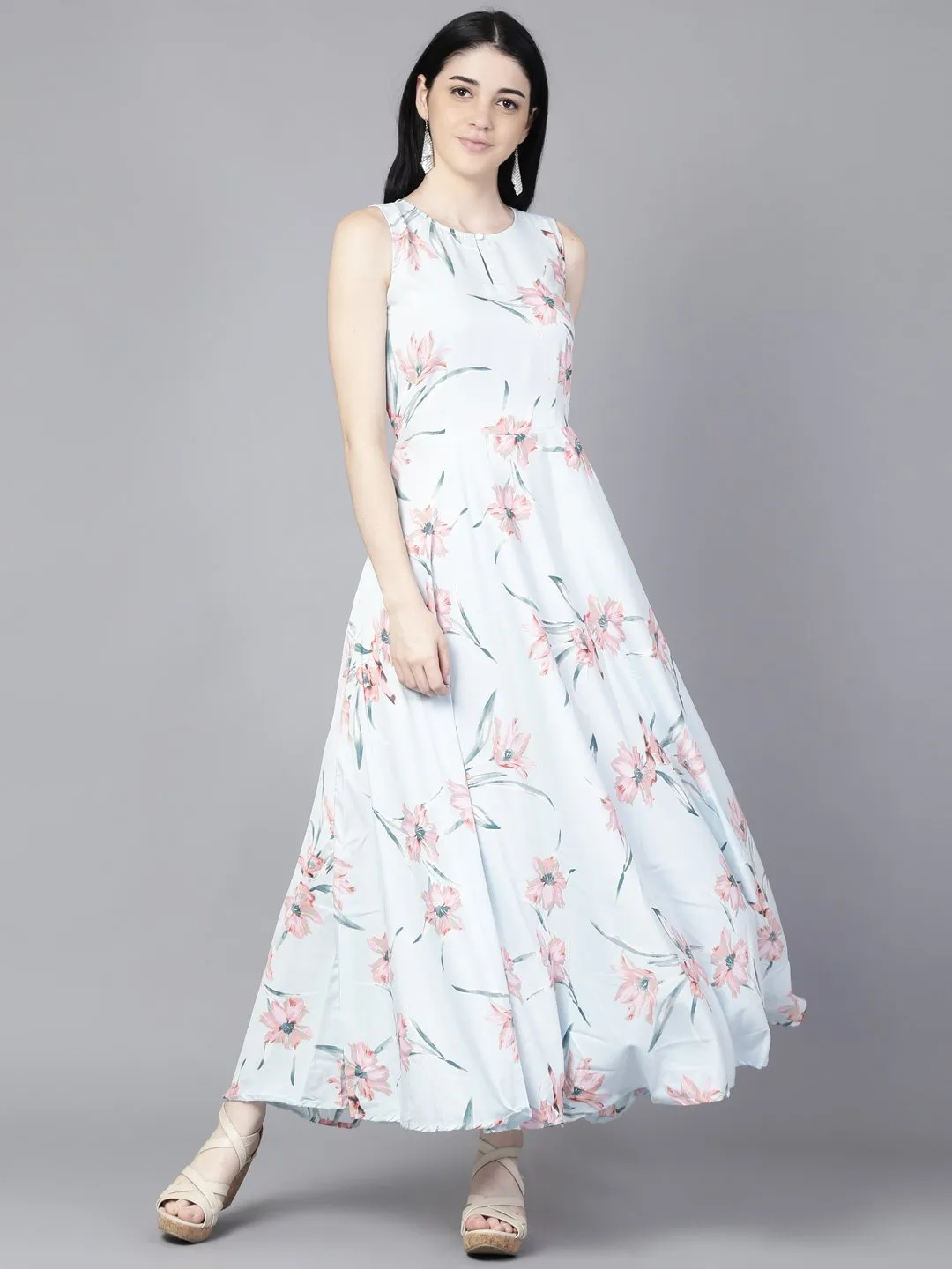 Women Blue Floral Printed Sleevless Maxi Dress