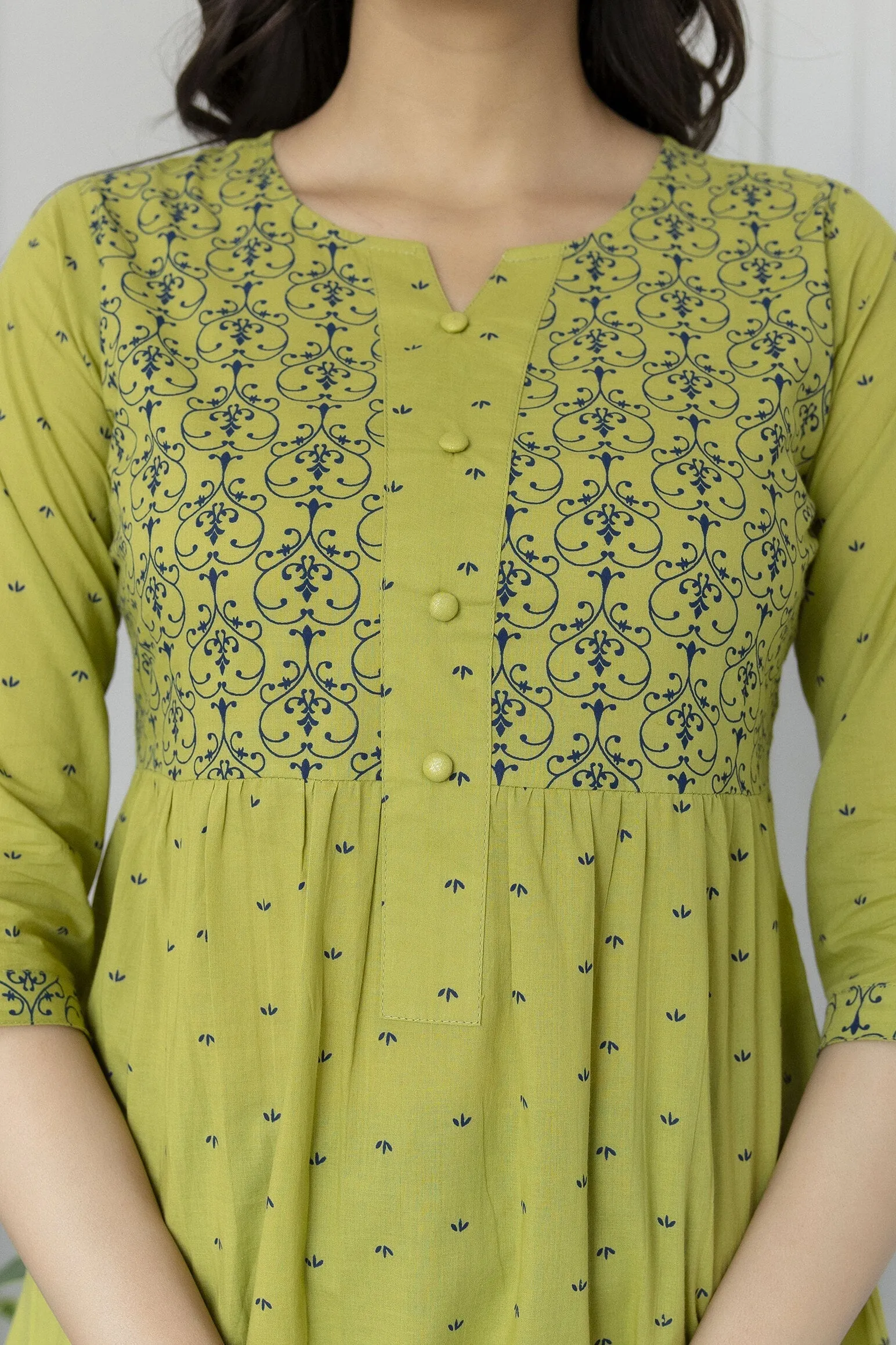 Women Green Printed 3/4Th Sleeve Cotton Tunic